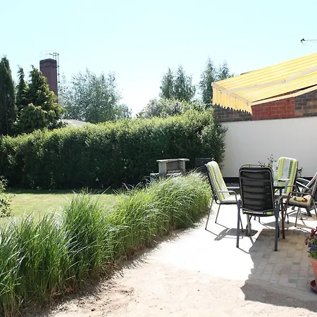 Geraeumige An Der Ostsee Apartment