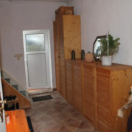 Geraeumige An Der Ostsee Apartment *